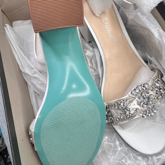 Betsey Johnson Mel Ivory (Wide) - Picture 13 of 13